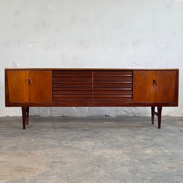 Teak Sideboard from Elliots of Newbury, 1960 For Sale - Image 4 of 18