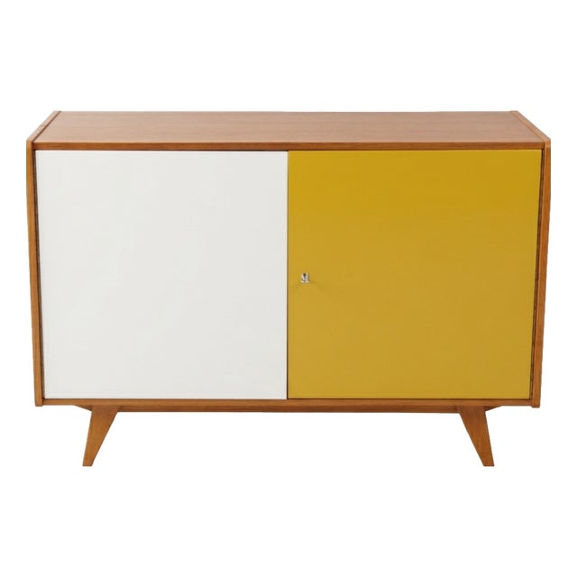 Czech U-450 Sideboard by Jiri Jiroutek for Interiér Praha, 1960s For Sale