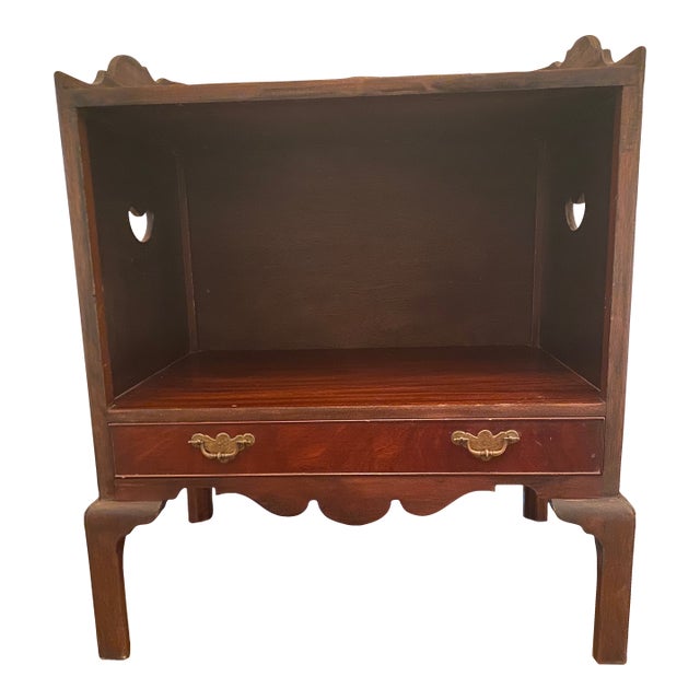 Mid 20th Century Vintage Smith & Watson Mahogany Side Table/Night Stand For Sale