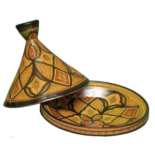 Late 20th Century Moroccan Arabesque Design Tagine For Sale