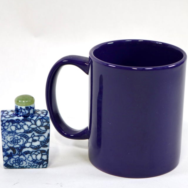 Blue Vintage Blue and White Floral Chinese Snuff Bottle With Green Stone Top For Sale - Image 8 of 8