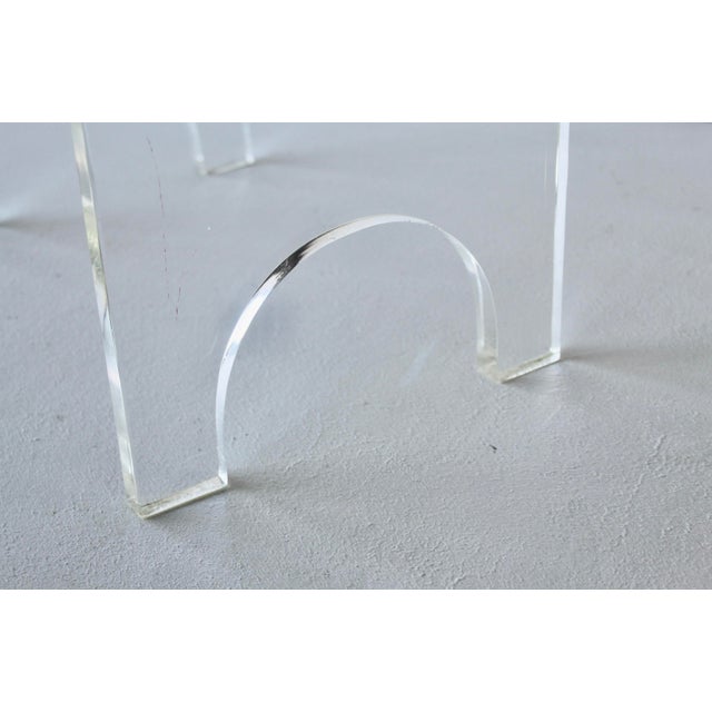 Plastic 1980s Minimalist Waterfall Thick Lucite Vanity Bench Stool Side Table Leg Cutout Detail Vintage For Sale - Image 7 of 10