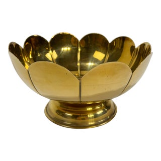 Vintage Large Scalloped Brass Bowl on Pedestal Stand For Sale