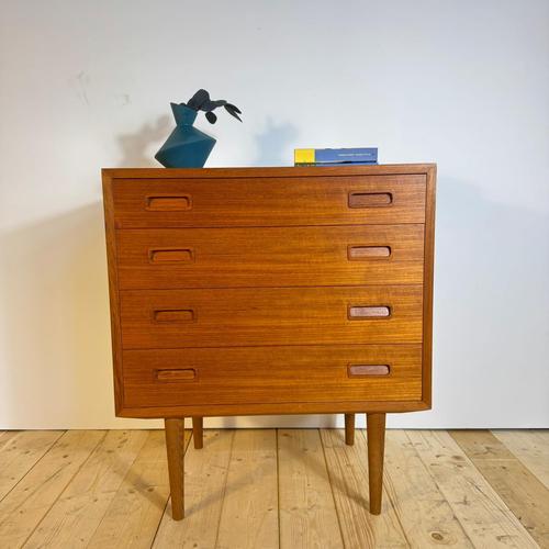 Mid-Century Scandinavian Teak Chest of 4 Drawers For Sale - Image 10 of 10