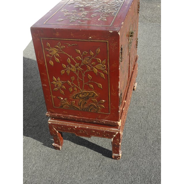 1930s Antique Storage Cabinet Oriental Chinese Red Lacquer Chinoiserie W Stand & Brass For Sale - Image 5 of 18