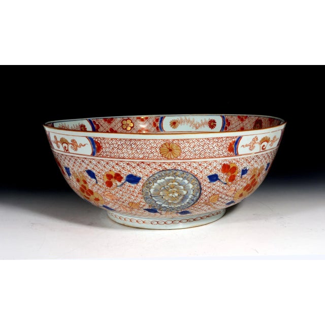 Chinese Export Porcelain Imari & Rouge De Fer Large Punch Bowl For Sale - Image 9 of 9