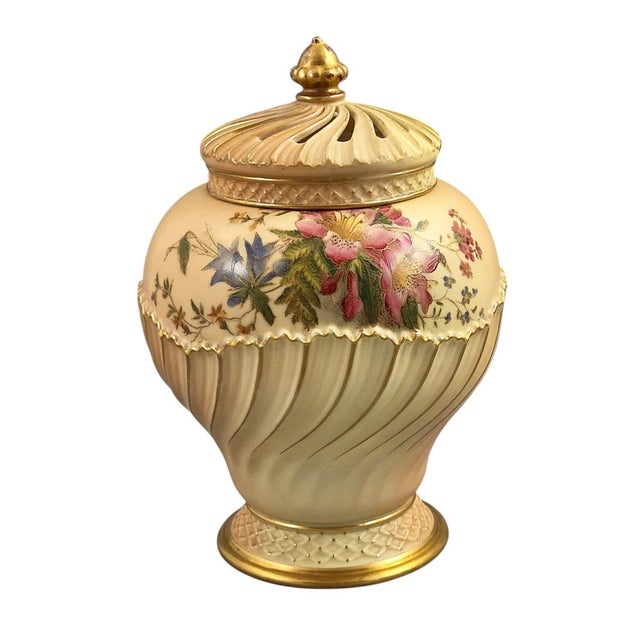Blush Ivory Covered Pot-Pourri Jar from Royal Worcester, 1903 For Sale - Image 6 of 12