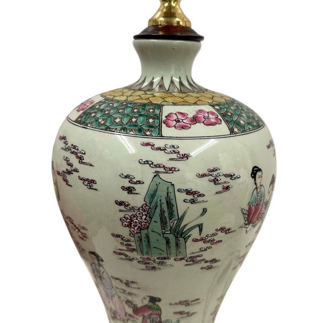 Ceramic Mid-20th Century Vintage Chinese Hand-Painted Porcelain Vase Table Lamp For Sale - Image 7 of 18