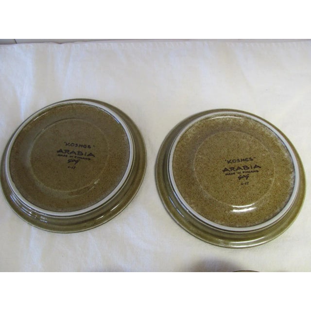 Pair of Arabia of Finland "Kosmos" Cup and Saucer Sets 1960s Gunnar Olin-Gronquist Gog For Sale In Providence - Image 6 of 7