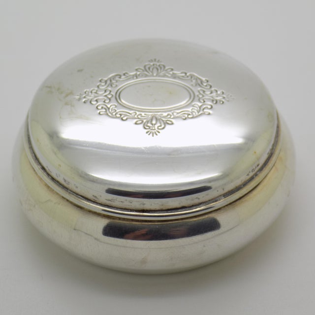 Vintage Italian Handmade Genuine Silver Pill Snuff Trinket Round Chiseled Box For Sale - Image 4 of 10