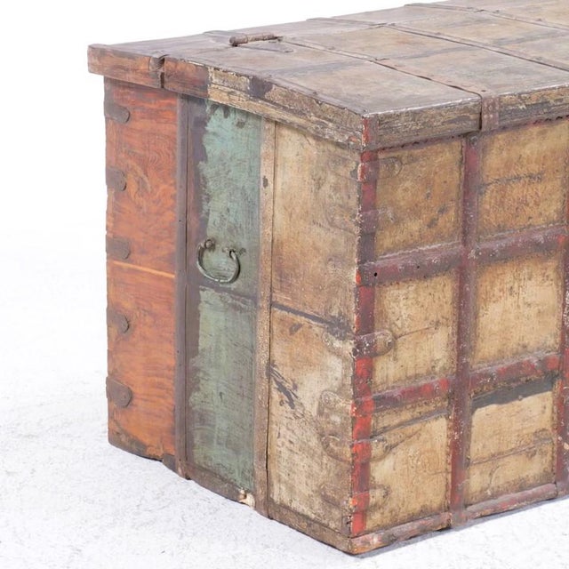 Mid 19th Century 19th Century Oversize Indian Wedding / Dowry Chest / Trunk For Sale - Image 5 of 11
