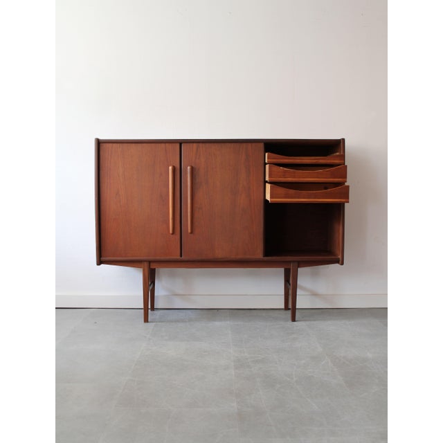 1960s Vintage Danish Highboard in Teak, 1960s For Sale - Image 5 of 14