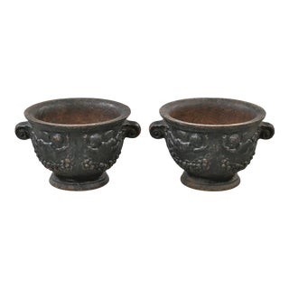 Early 20th Century Näfveqvarns Bruk Cast Iron Urns - a Pair For Sale