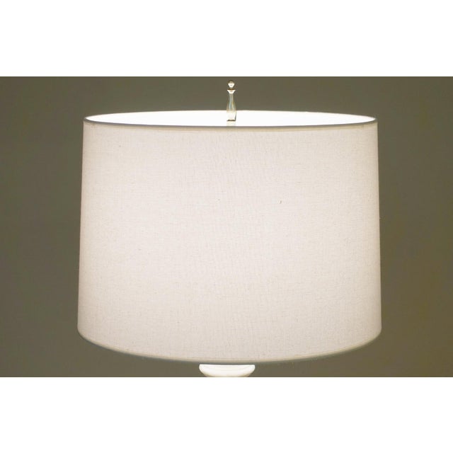 1960s Large Hollywood Regency Modern Carrara Marble "Tuscan" Style Column Table Lamp For Sale - Image 9 of 11