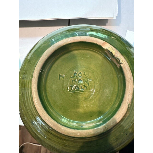 This one of a kind Vintage Italian Olive Green Quatrefoil Ceramic Planter will be a great addition to your interior decor,...