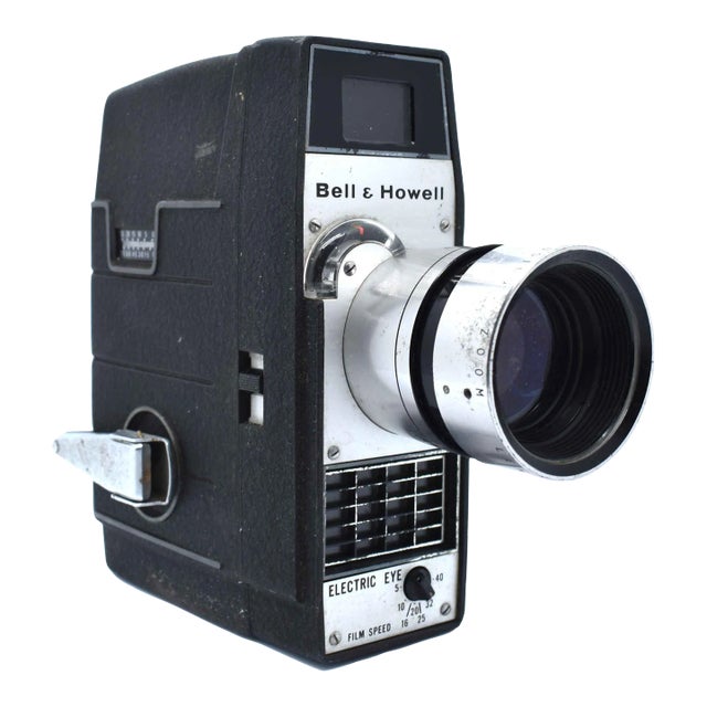 Mid 20th Century Bell & Howell Electric Eye 8 Mm Roll Film Movie Camera Usa For Sale
