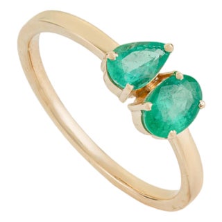 Oval & Pear Natural Emerald Toi Et Moi Ring in 14k Solid Yellow Gold Size 9 For Sale