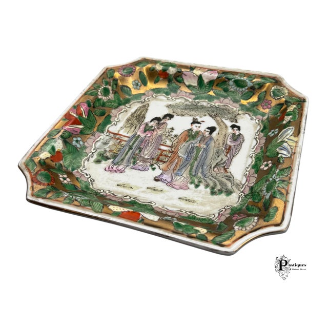 Hollywood Regency Vintage Qing Period Famille Rose Medallion Square Decorative Plate For Sale - Image 3 of 8