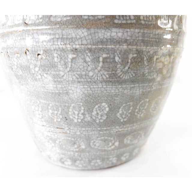 19th Century Korean Gray Ge-Yao Type Crackle Vase With Impressed Cranes For Sale - Image 12 of 13