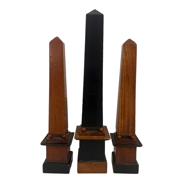 Vintage Neoclassical Two-Tone Wood Obelisks - Set of 3 For Sale