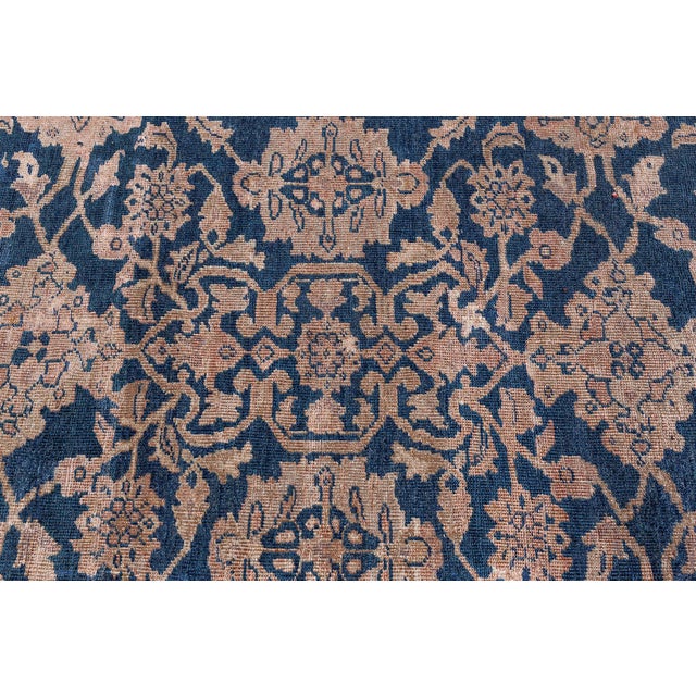 Fine Antique Persian Sultanabad Handmade Wool Rug For Sale In New York - Image 6 of 9