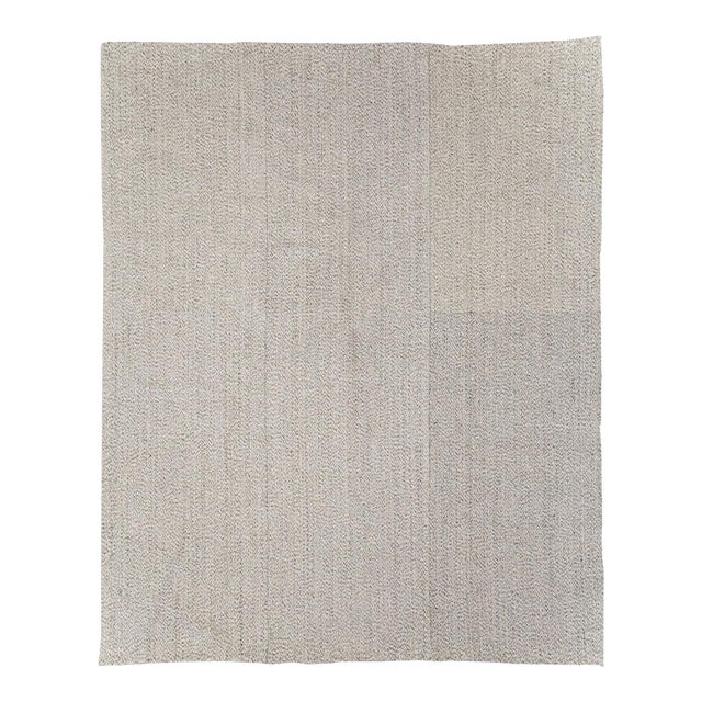 Galerie Shabab Collection Mid-20th Century Handmade Turkish Flatweave Kilim Room Size Carpet For Sale