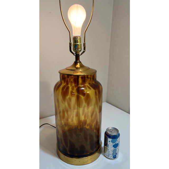 Mid-Century Modern Vintage Hollywood Regency Amber Tortoiseshell Art Glass Lamp — Hand-Blown Murano Style For Sale - Image 3 of 11