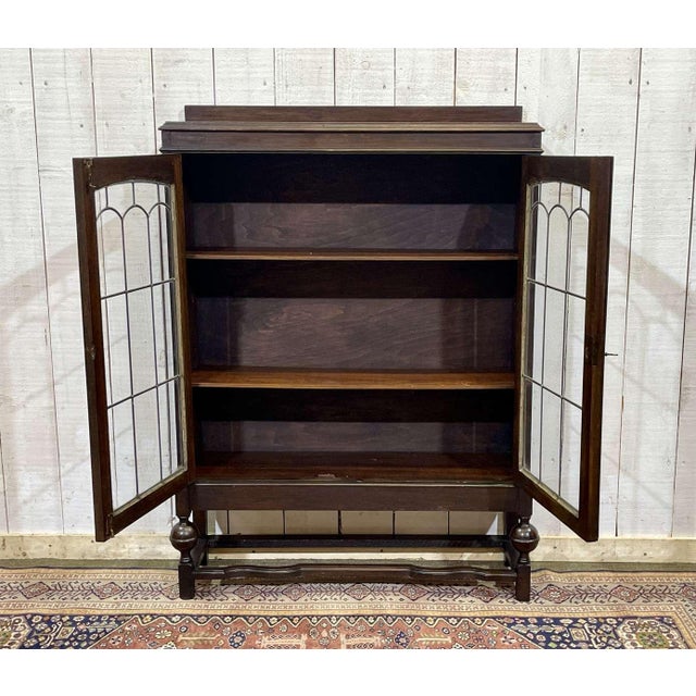 English Oak Display Cabinet, 1930s For Sale - Image 6 of 14
