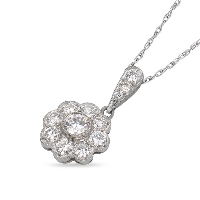 Art Deco Style Diamond Flower Cluster Platinum Pendant Necklace For Sale - Image 4 of 7