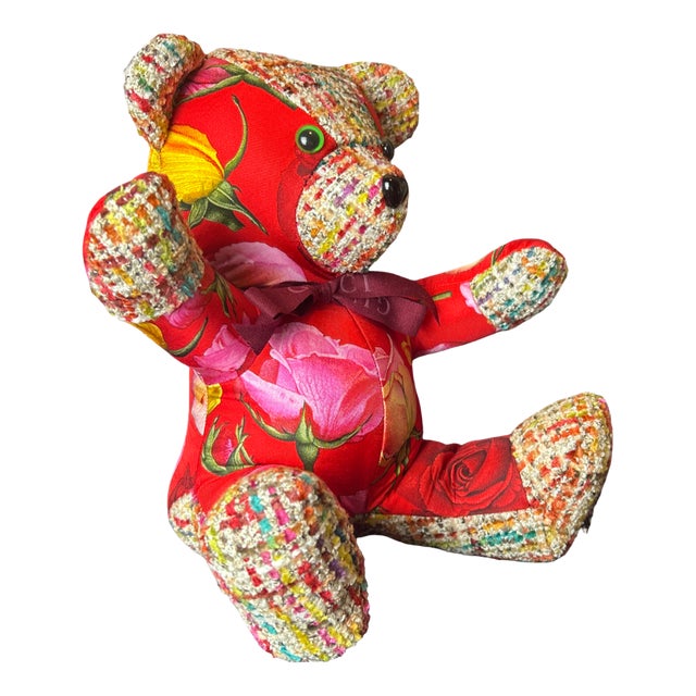 Vintage finds exclusively ours.&nbsp; Our vintage Gucci scarf animal menagerie is sustainably sourced, locally made with a...