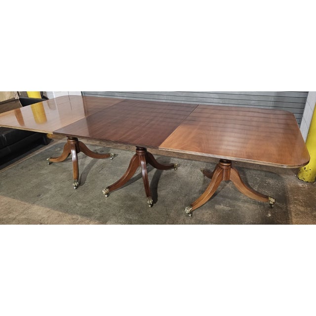 Late 20th Century Late 20th Century Kittinger Williamsburg Mahogany Three Part Pedestal Dining Room Table Wa 1043 & 1044 For Sale - Image 5 of 14