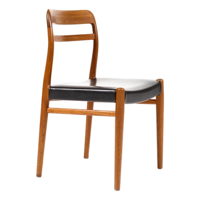 1960s Danish Modern / Mid Century Teak Model 145 Dining Chair — Attributed to Alf Aarseth for Gustav Bahus — Black Vinyl For Sale