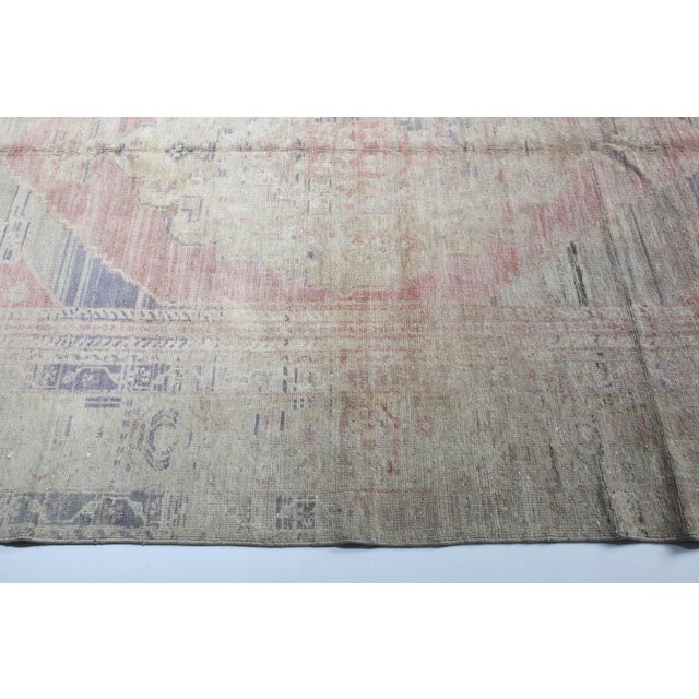 Traditional Vintage Turkish Oushak Rug – Faded Beauty in Earthy Tones -5' 5'' X 8' 2'' For Sale - Image 3 of 15