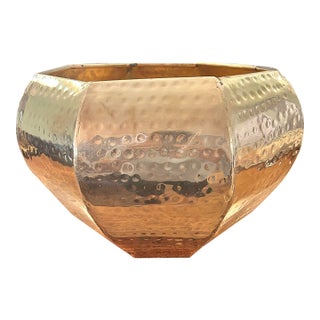 Vintage Hollywood Regency Large Hammered Brass Octagonal Planter For Sale