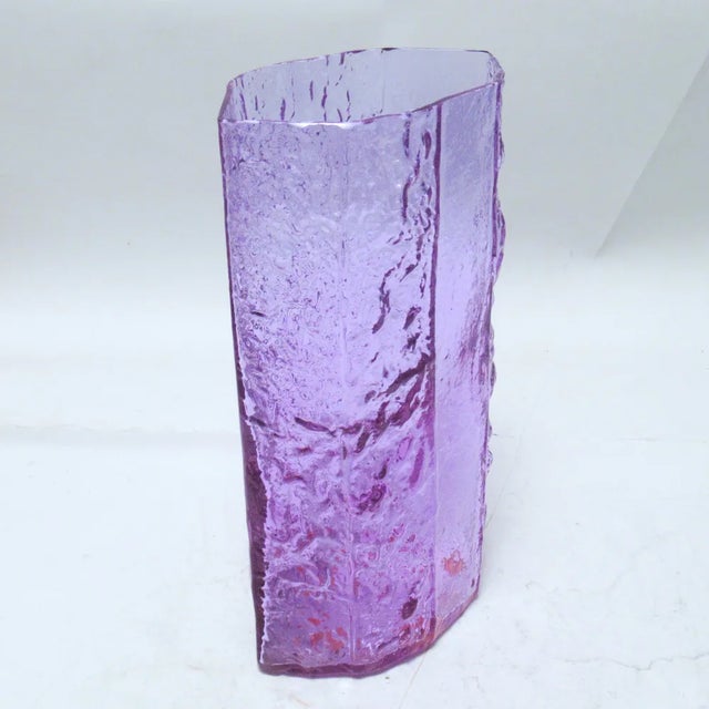Brutalist Alexandrite Glass Vase, 1960s For Sale - Image 6 of 7