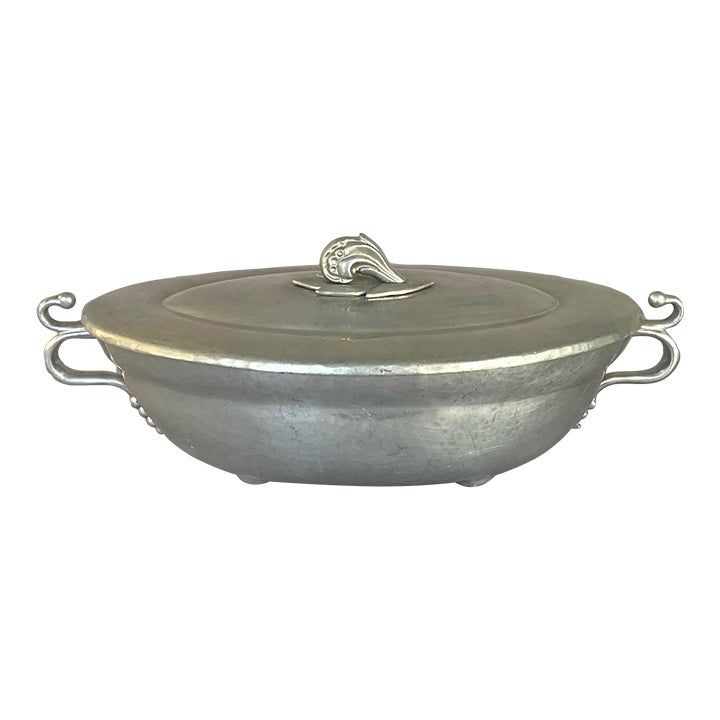 1920s Fine Art Deco Aluminum Hand-Wrought Vegetable Dish by Cellini ...