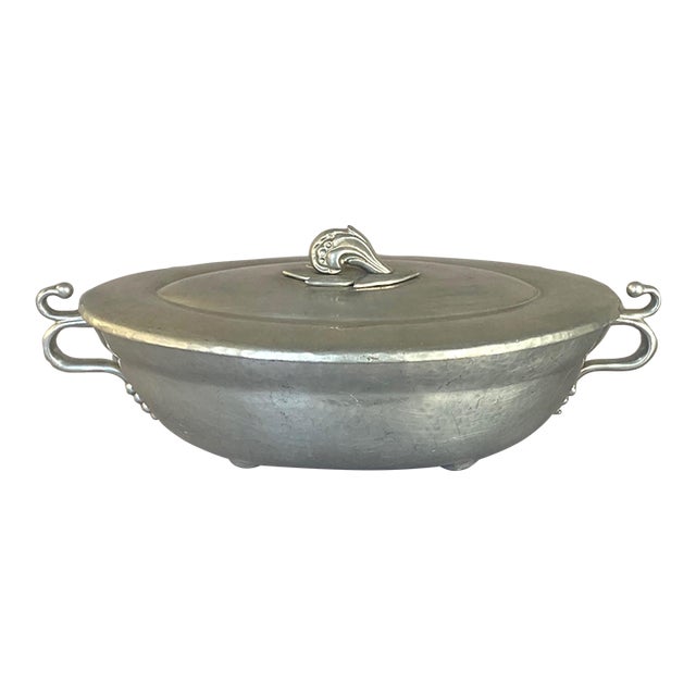 1920s Fine Art Deco Aluminum Hand-Wrought Vegetable Dish by Cellini-Craft For Sale