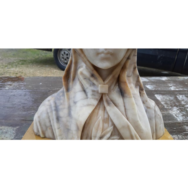 Marble Bust from Libero Gremigni, Rome, 1900 For Sale - Image 3 of 14