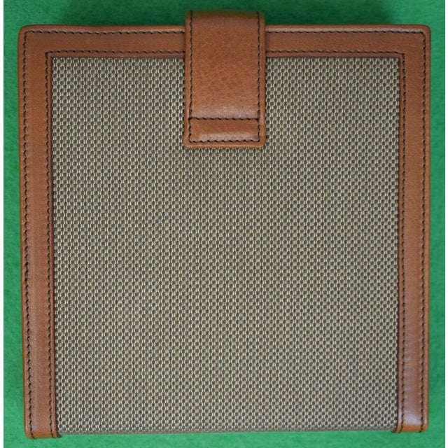 Brooks Brothers Leather Folding Backgammon & Chess Travel Board Game Set Made in Italy (Lnwot) For Sale - Image 4 of 7