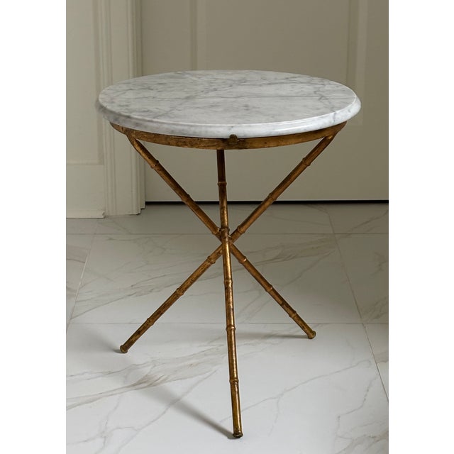 Vintage Gilt Faux Bamboo Tripod Base Gueridon Drinks Table / Side Table With Carrara Marble Top For Sale - Image 9 of 18
