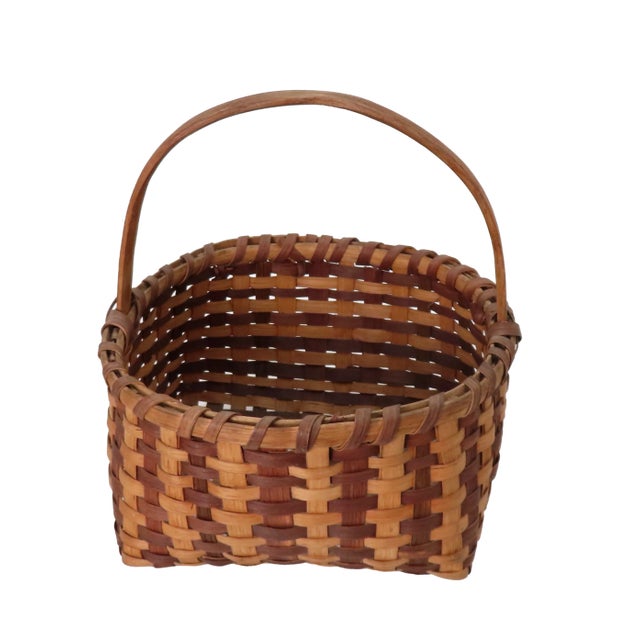 Nicely Hand Woven Small Size Antique American 2 Color Ash Splint Handled Carry Basket For Sale - Image 4 of 13