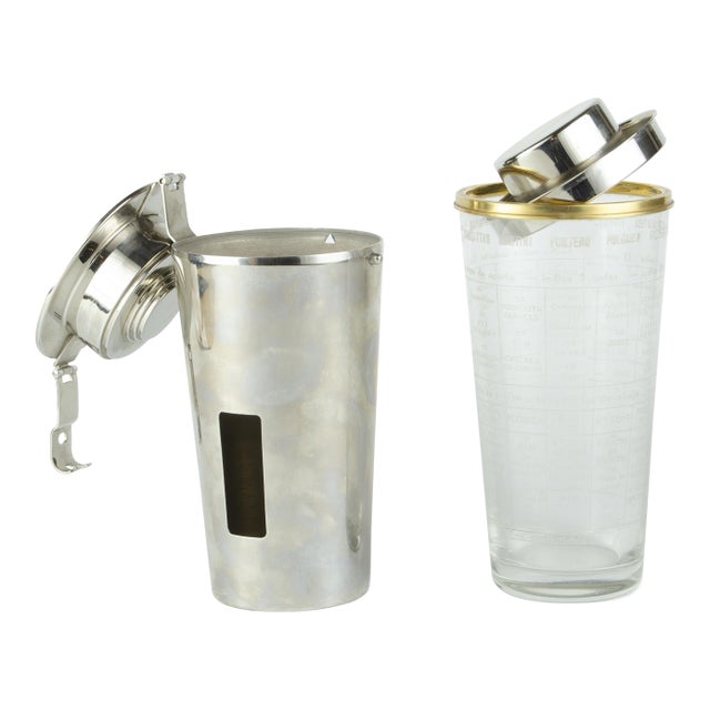 1930s Art Déco Silverplated Brass Cocktail Shaker "The Barman" by Ghiso - a Pair For Sale
