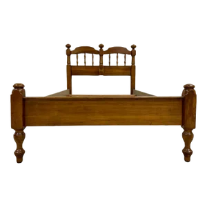 Vintage Williams Furniture Colonial Style Twin Size Hard Rock Low Poster Bed