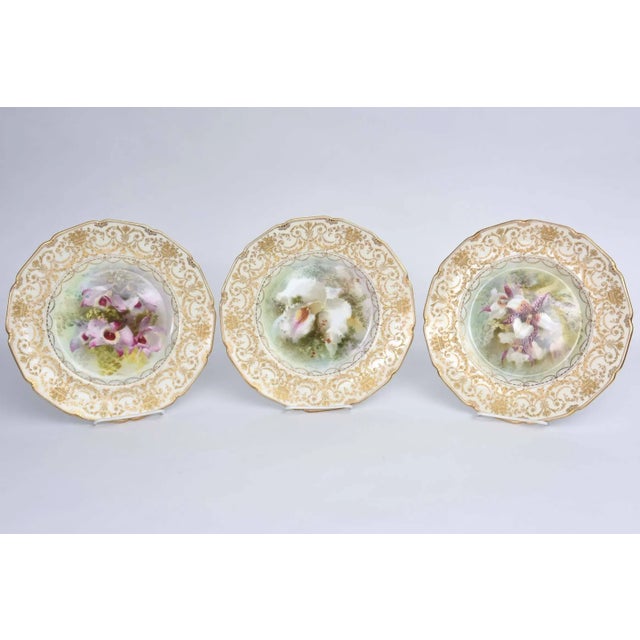 Gold Set of 12 Orchid Presentation Plates, Ornate and Gilded For Sale - Image 8 of 11