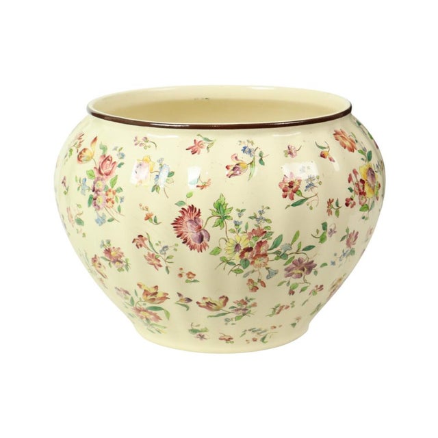 Large Polychrome Flower Cache Pot from Longchamp, France, 1890s For Sale - Image 15 of 18