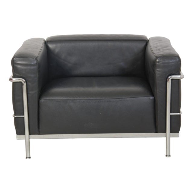 LC3 Chair in Black Leather by Le Corbusier, 2010s For Sale