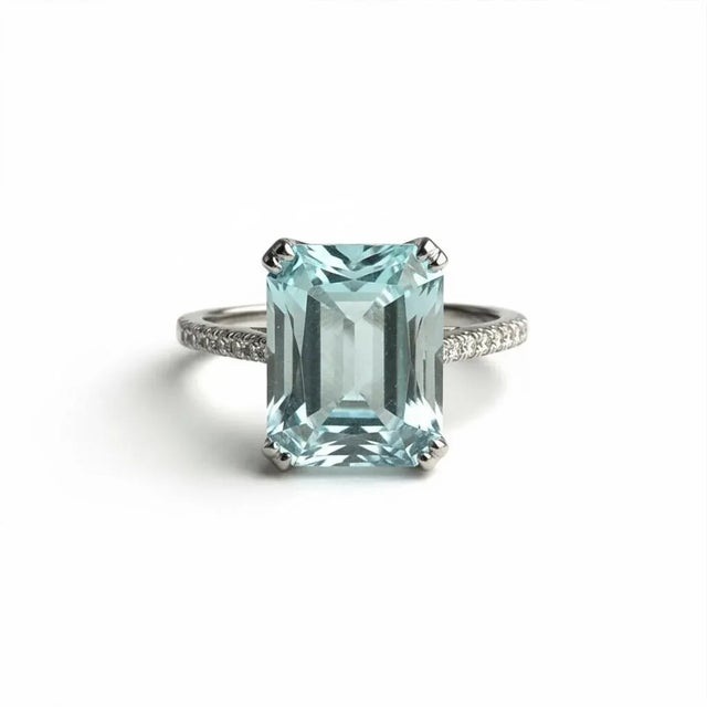 Blue 14k White Gold 12.07 Carat Natural Aquamarine and Diamond Solitaire Ring, Size 9 For Sale - Image 8 of 15
