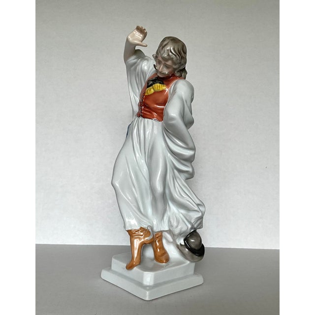 Pair of Herend Hand-Painted Hungarian Gentleman Dancer Porcelain Figurines For Sale In Detroit - Image 6 of 17