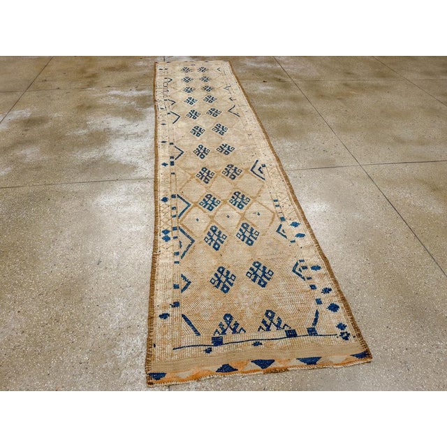Beige Galerie Shabab Collection Mid-20th Century Turkish Anatolian Runner For Sale - Image 8 of 10