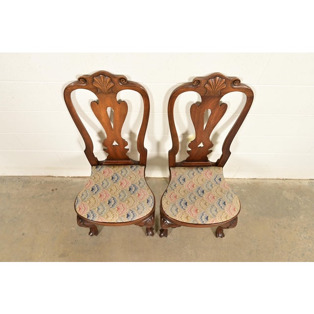 Kittinger Georgian Carved Mahogany Side Chairs or Dining Chairs, Pair For Sale In South Bend - Image 6 of 17
